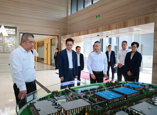 區(qū)領(lǐng)導(dǎo)調(diào)研市工業(yè)綜合開發(fā)區(qū)部分企業(yè)